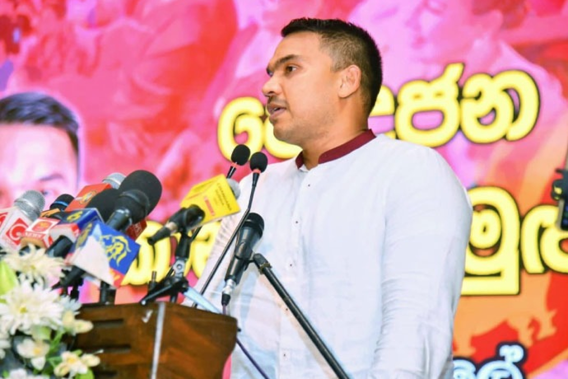 රට ආර්ථික වශයෙන් යම් පසුබෑමකට ලක්වෙන අවස්ථාවක දී පළමුවෙන් ම එය දැනෙන්නේ ගෙදර අම්මාට හෝ බිරිඳට - නාමල් රාජපක්ෂ